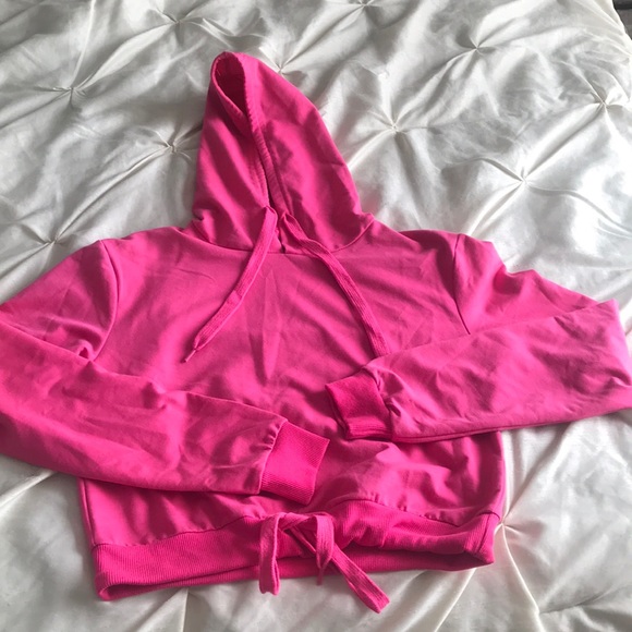 Clothes - Picture 2 of 3